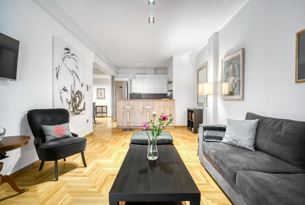 Delightful Stylish Two Bedroom Condo In Hip Area Of Central Athens Exterior photo