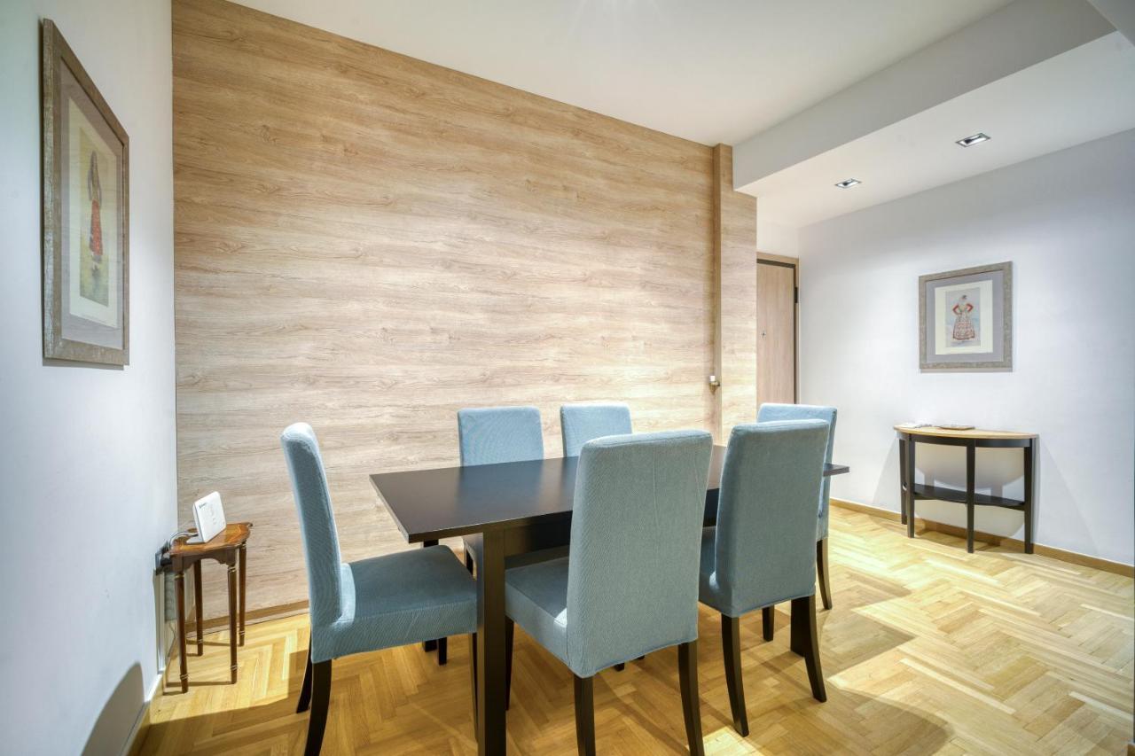 Delightful Stylish Two Bedroom Condo In Hip Area Of Central Athens Exterior photo
